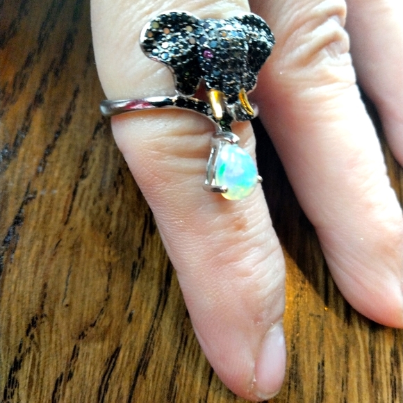 1.25 CTW Fire Opal & spinel Elephant Ring - Picture 4 of 4